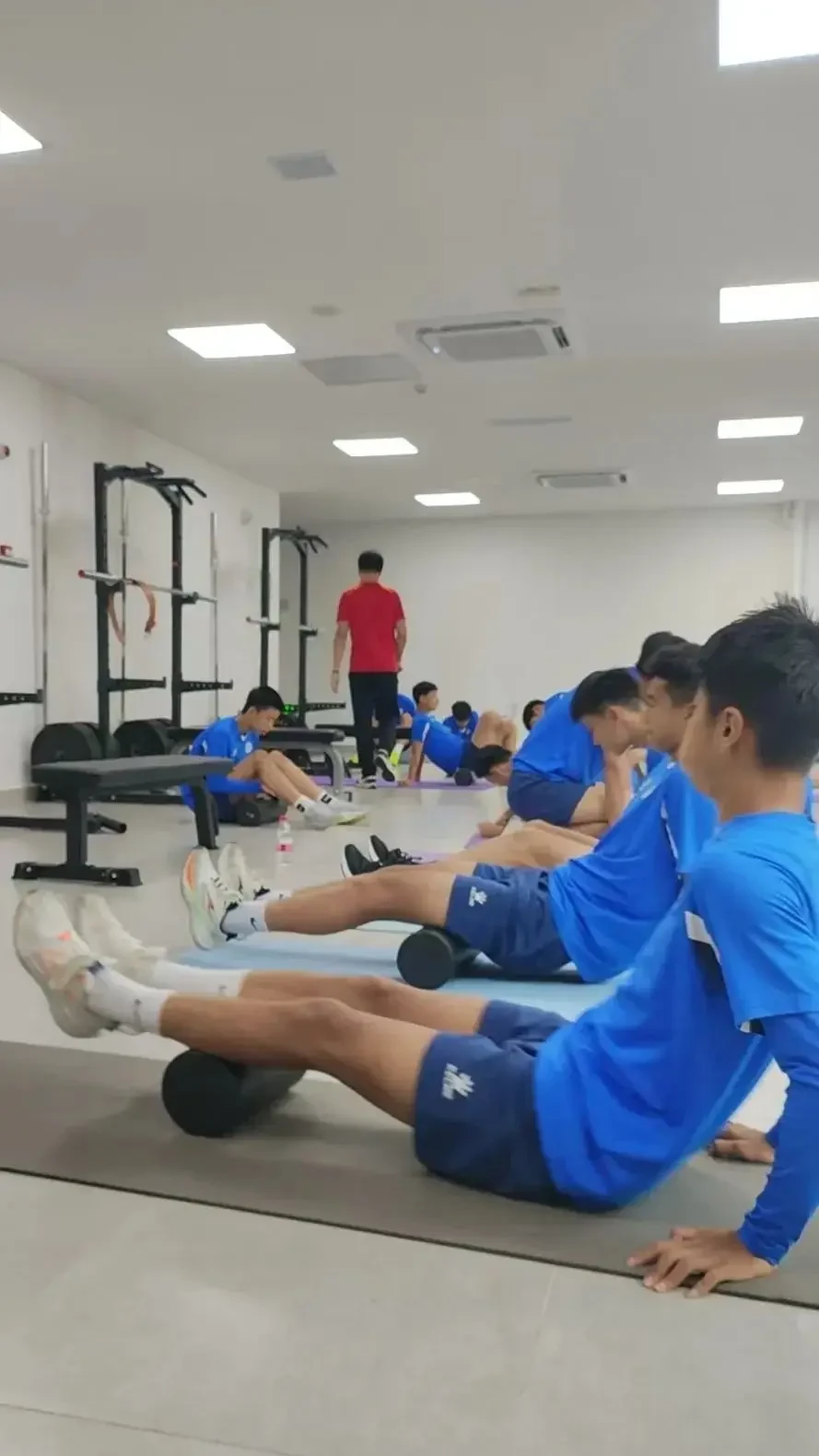 退役球员如何通过冬训保持竞技状态?
